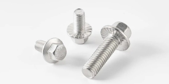 使用不銹鋼螺絲鈍化液鹽霧時間長水基更環(huán)保