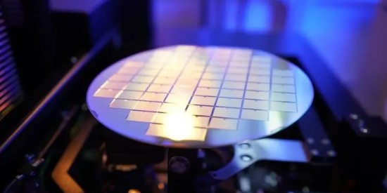 簡單分析一下半導體除蠟清洗劑的性質(zhì)、應(yīng)用